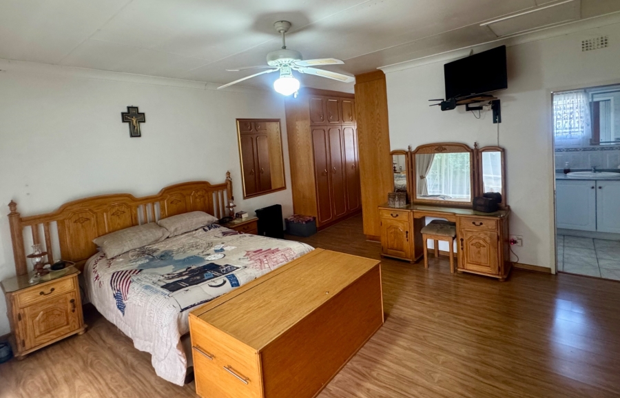 4 Bedroom Property for Sale in Flamwood North West